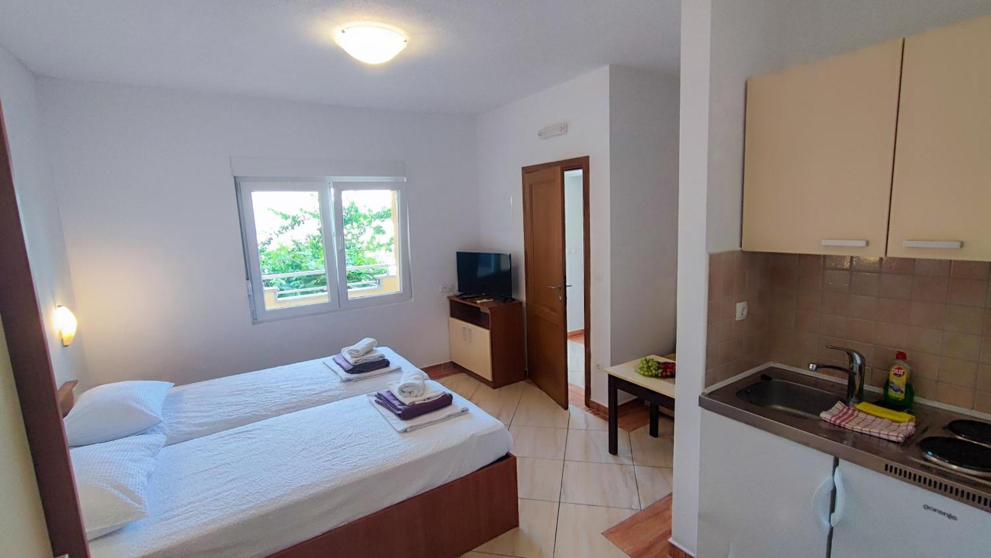 Appartement Penava, Private Beach, Pool And 7min To *