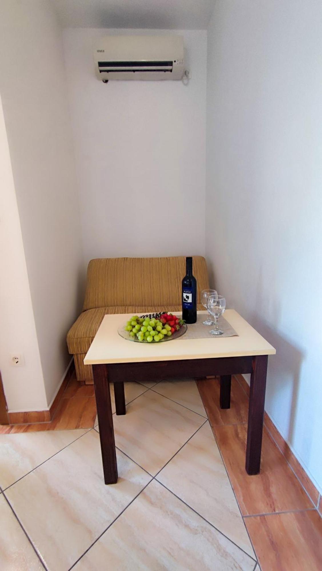 Appartement Penava, Private Beach, Pool And 7min To *