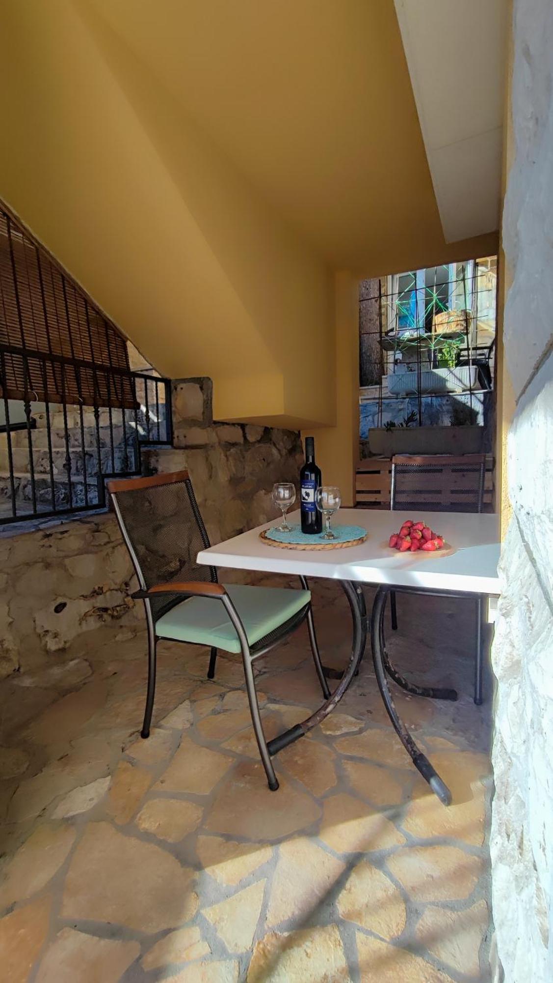 Penava, Private Beach, Pool And 7min To *