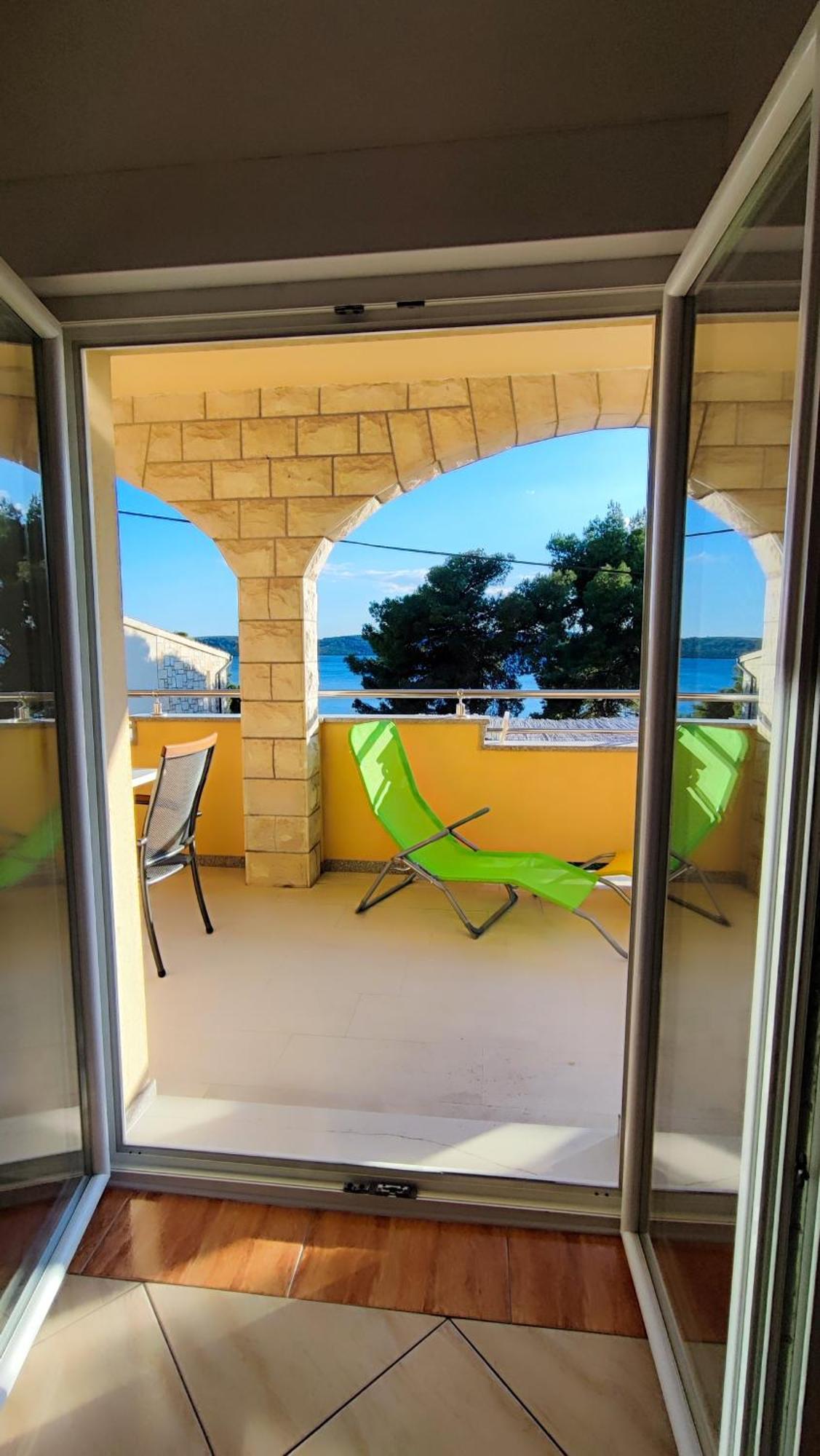 Appartement Penava, Private Beach, Pool And 7min To *