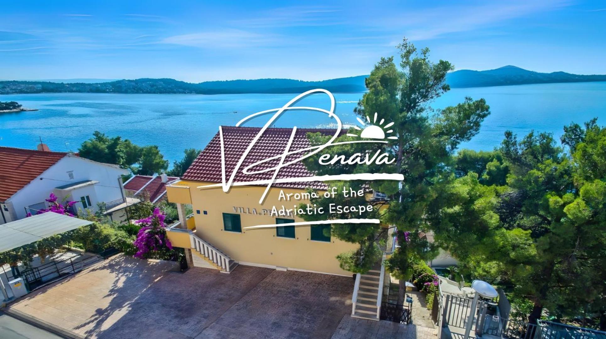 Penava, Private Beach, Pool And 7min To Trogir