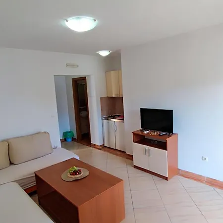 Villa Penava, Private Beach, Pool And 7Min To Trogir Chambre photo
