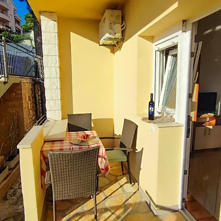 Villa Penava, Private Beach, Pool And 7Min To Trogir Chambre photo
